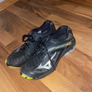 Mizuno Volleyball Shoes